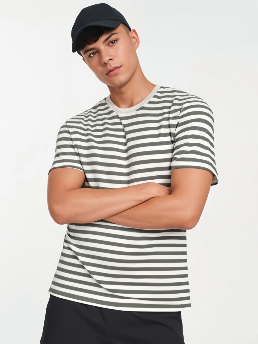 

MACK JONNEY Men Striped Pockets T-shirt, Grey