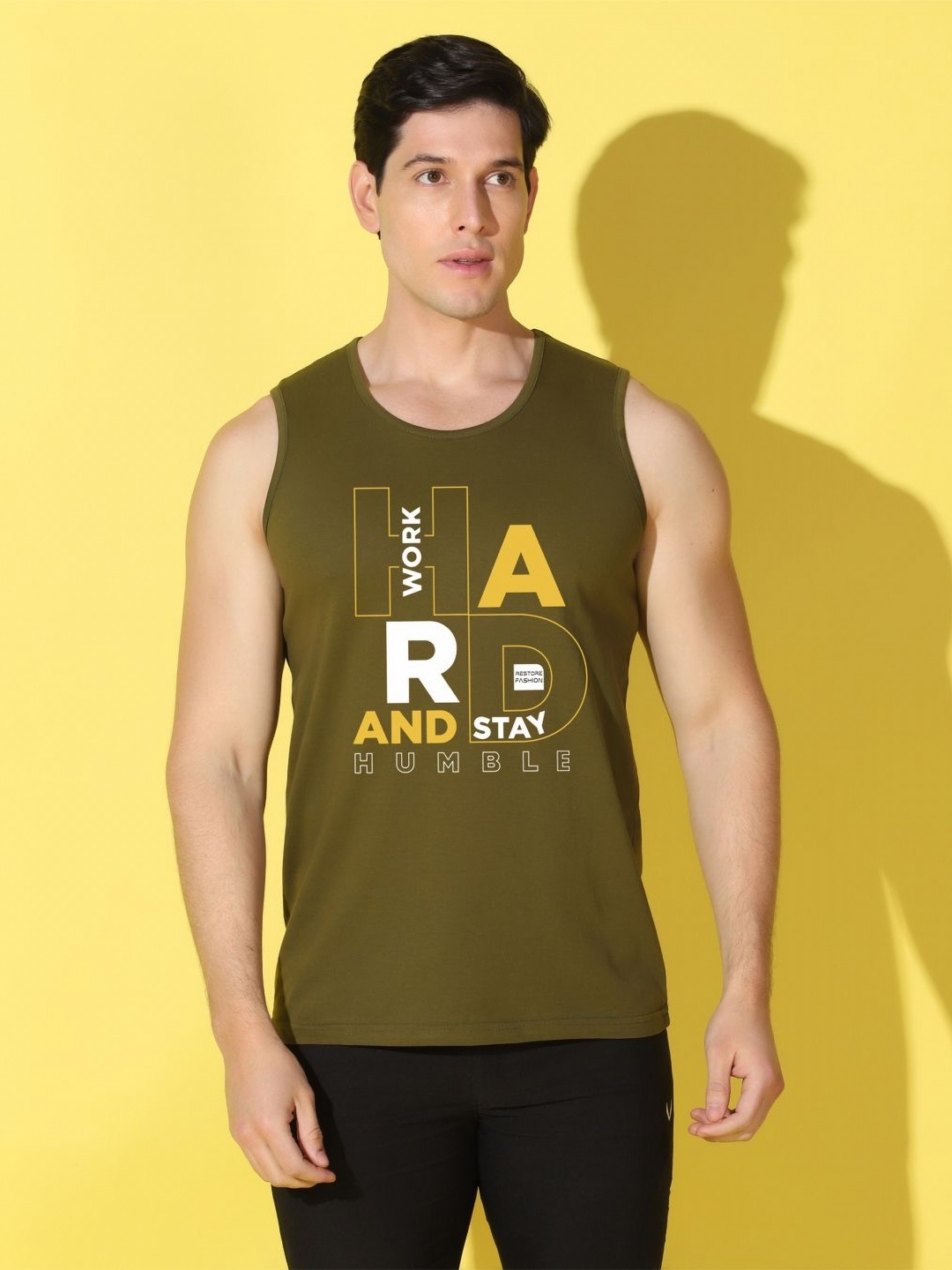 

WOOSTRO Men Typography Printed Slim Fit T-shirt, Olive