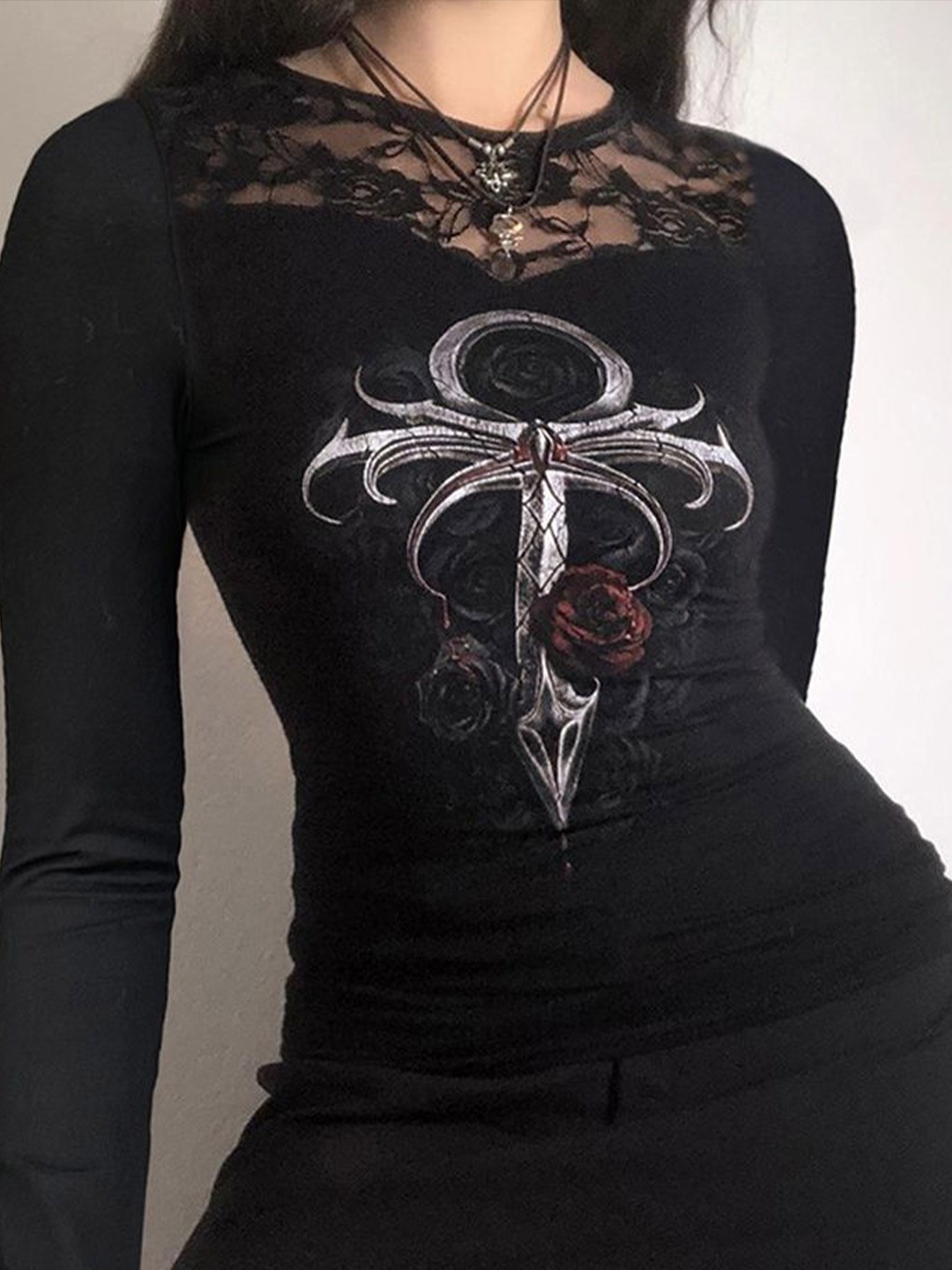 

LULU & SKY Print Top, Black