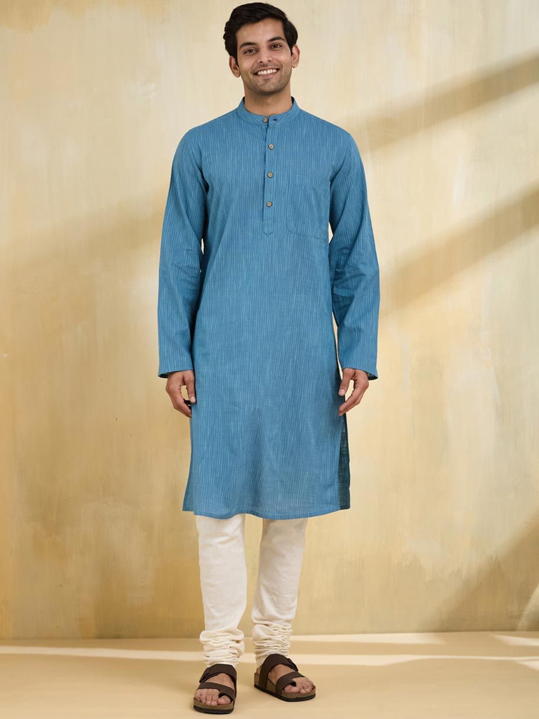 

Fabindia Men Kurta, Blue