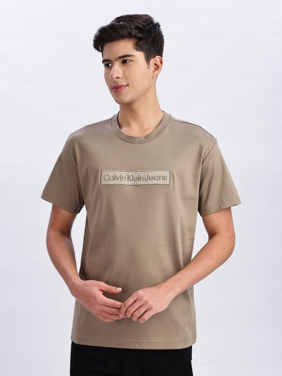 

Calvin Klein Jeans Men Brand Logo Printed T-shirt, Brown