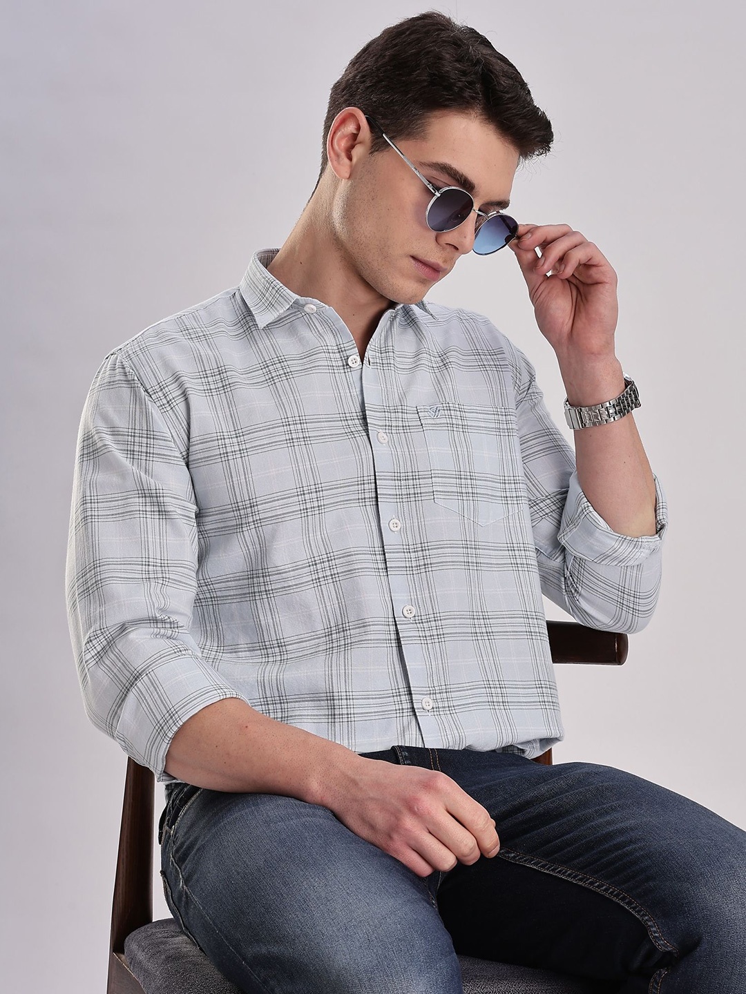 

BS BLUE SQUAD Men Slim Fit Opaque Checked Casual Shirt, Multi
