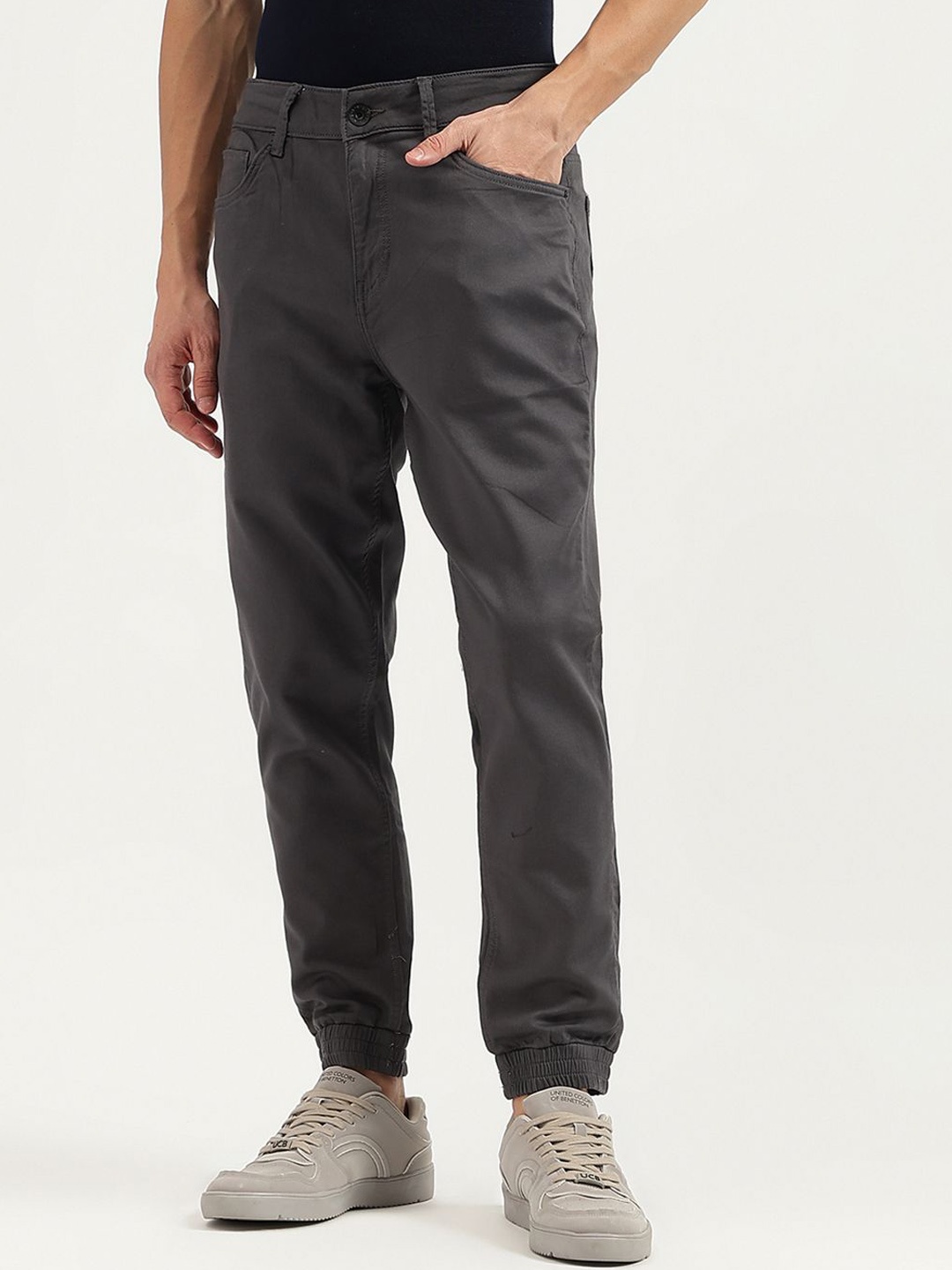 

United Colors of Benetton Men Trousers, Grey