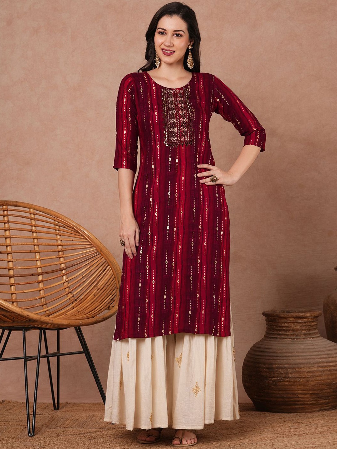 

FASHOR Women Ethnic Motifs Printed Mirror Work Kurta, Red