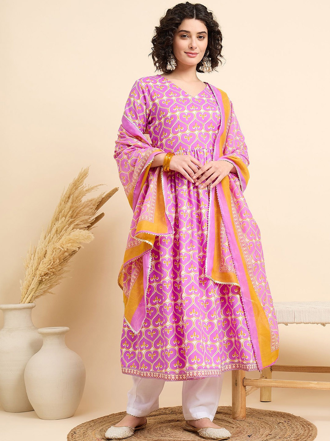 

DIVASTRI Women Ethnic Motifs Printed Regular Kurta with Trousers & With Dupatta, Pink