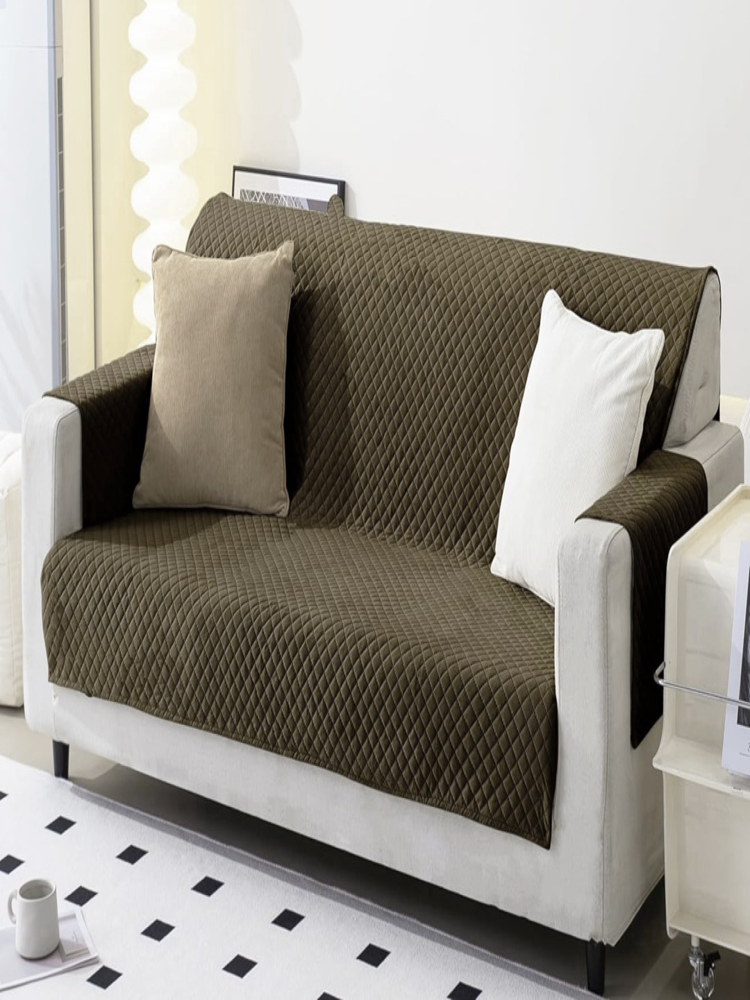 

Fashion Throw Brown Checked Velvet 1 Piece Sofa Cover With Arms