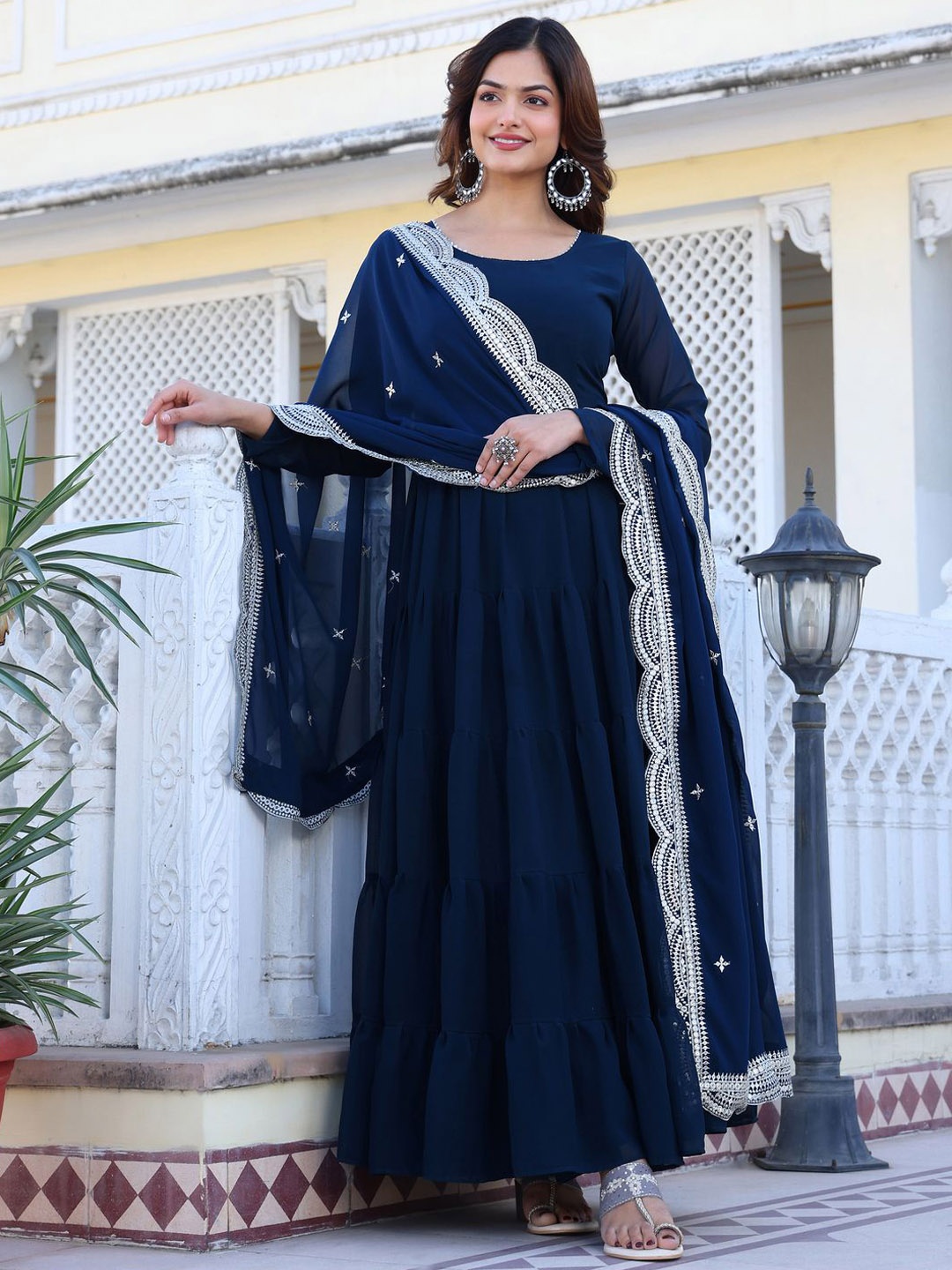 

Anara Tiered Kurta with Trousers & With Dupatta, Turquoise blue