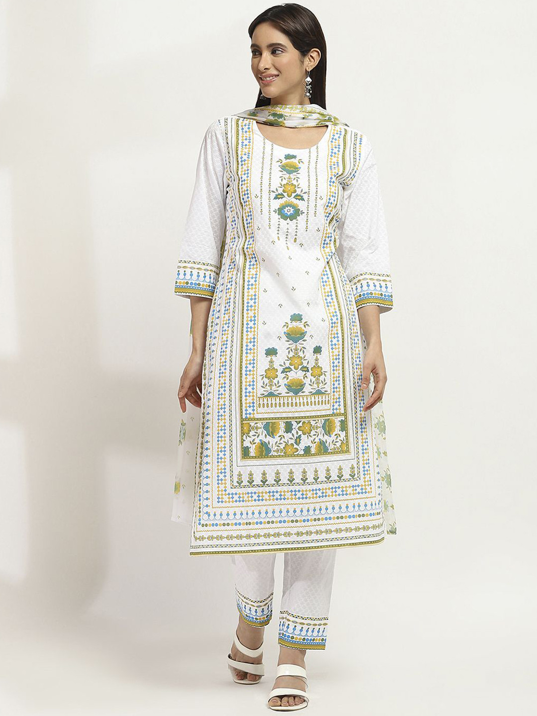 

Rangriti Women Floral Printed Regular Pure Cotton Kurta with Trousers & With Dupatta, White