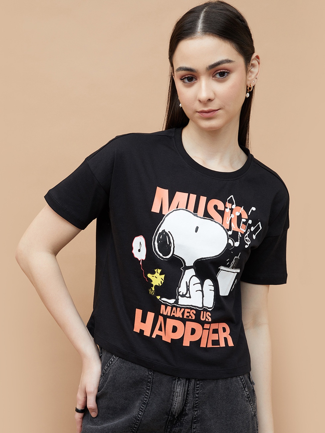 

Ginger by Lifestyle Women Peanuts-Snoopy Printed T Shirt, Black