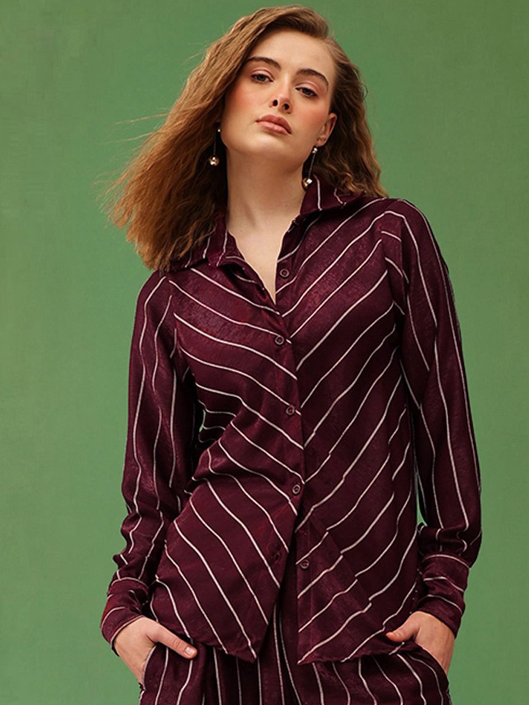 

Molly & Michel Women Windowpane Checks Opaque Striped Party Shirt, Burgundy