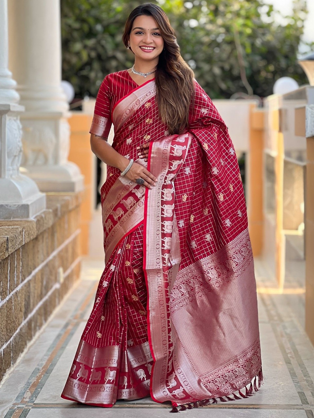 

Panzora Checked Zari Silk Blend Designer Saree, Red