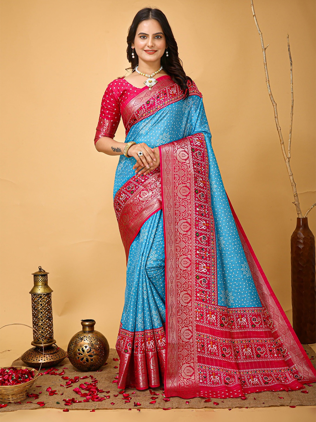 

HERE&NOW Ethnic Motifs Zari Silk Cotton Kanjeevaram Saree, Blue