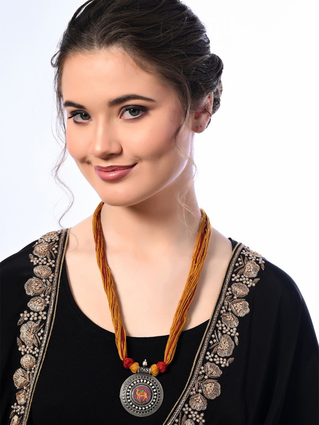 

KINGSIN Silver Handcrafted Necklace