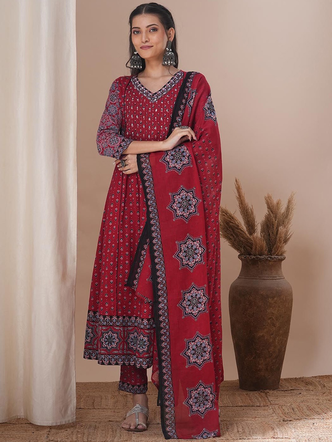 

FASHOR Women Ethnic Motifs Printed Pleated Pure Cotton Kurta with Trousers & With Dupatta, Maroon