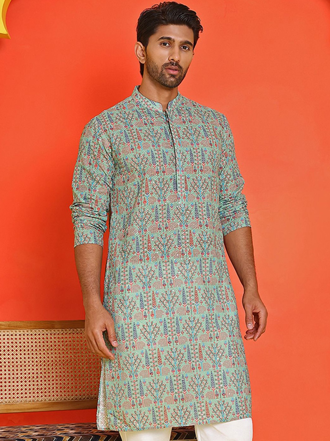 

Anouk Men Floral Embroidered Chikankari Floral Kurta, Green