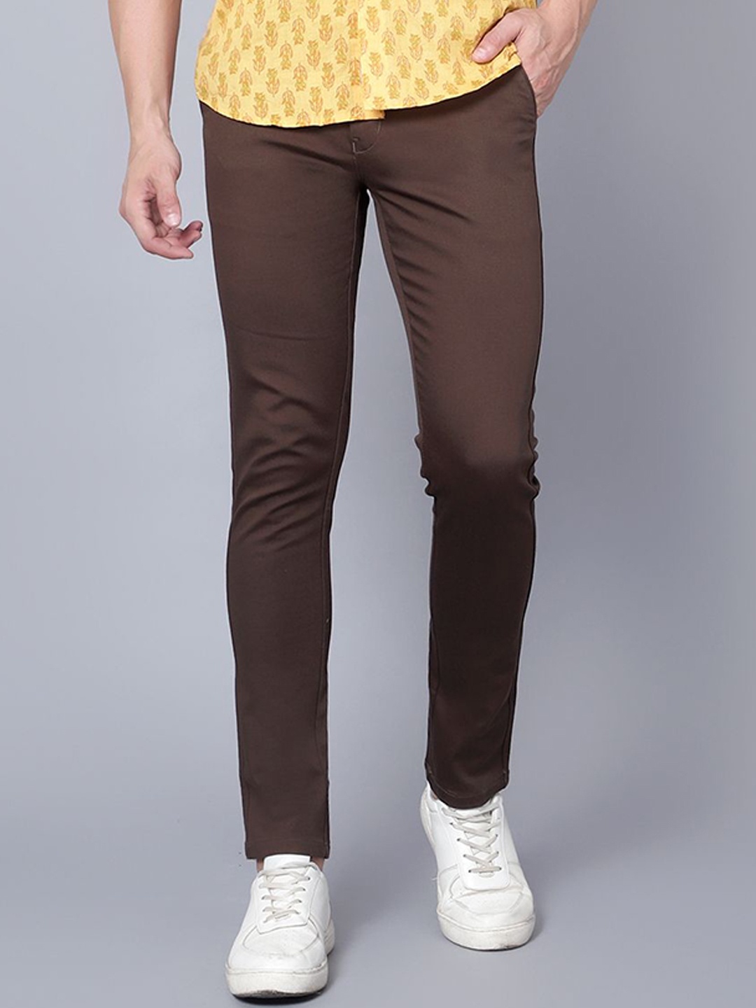 

Plounge Men Slim Fit Trousers, Brown