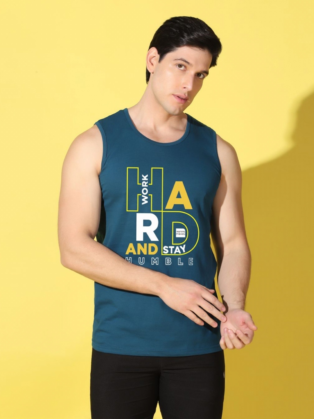 

WOOSTRO Men Typography Printed Applique Slim Fit T-shirt, Teal