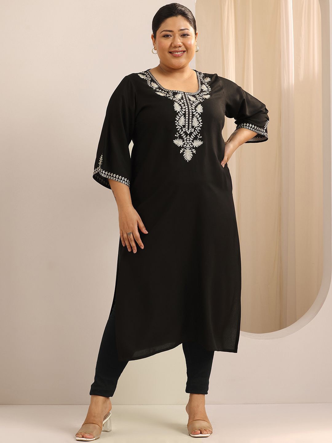 

EXTRA LOVE BY LIBAS Women Floral Embroidered Flared Sleeves Kurta, Black