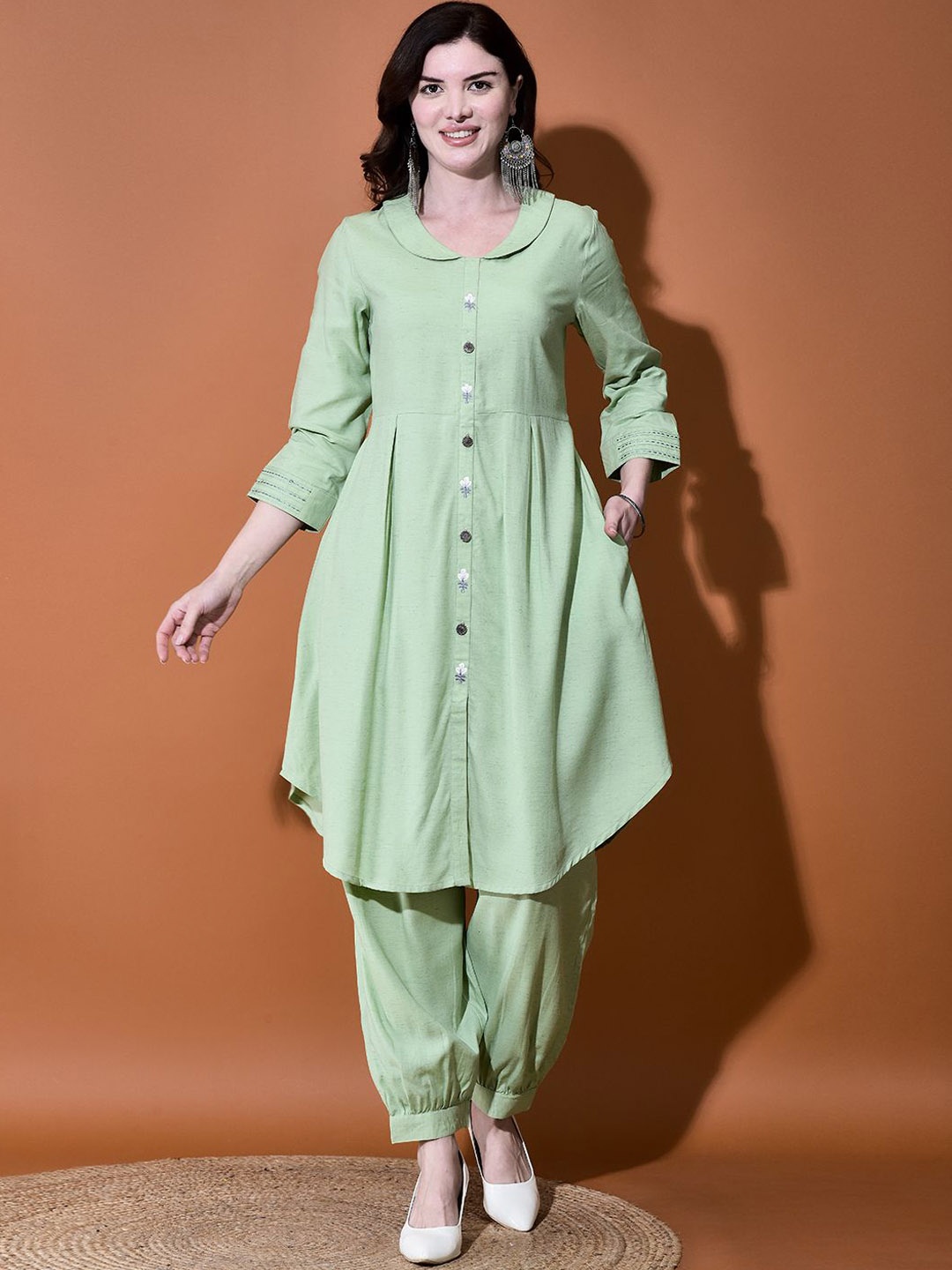 

FFU Women Regular Kurta with Salwar, Green