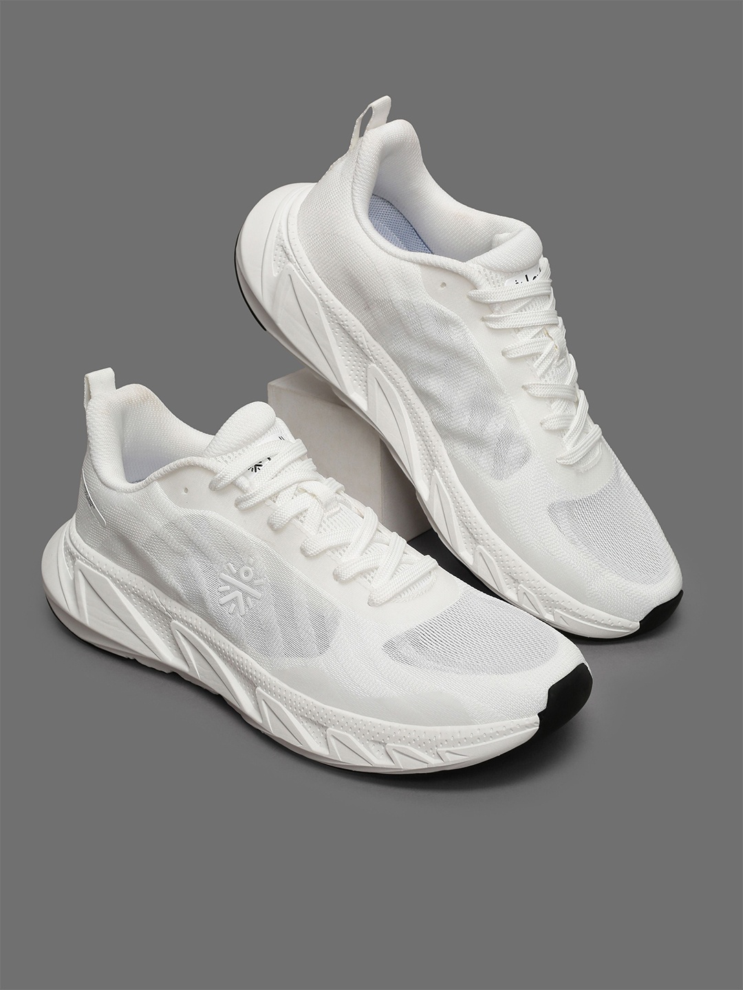 

CULT Women White StridePulse Running Shoes