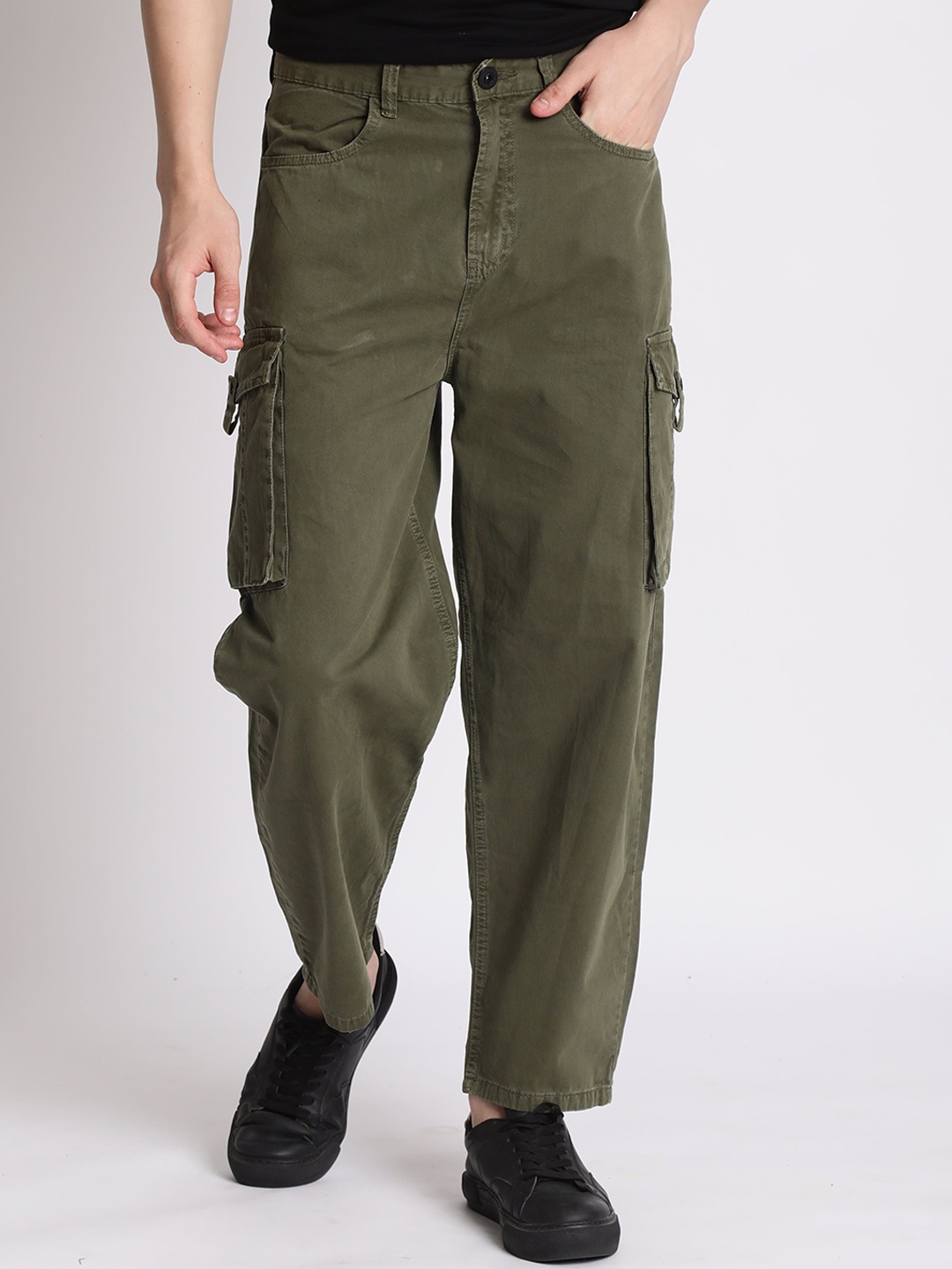 

The Roadster Lifestyle Co Baggy Fit Cargo Trousers, Olive