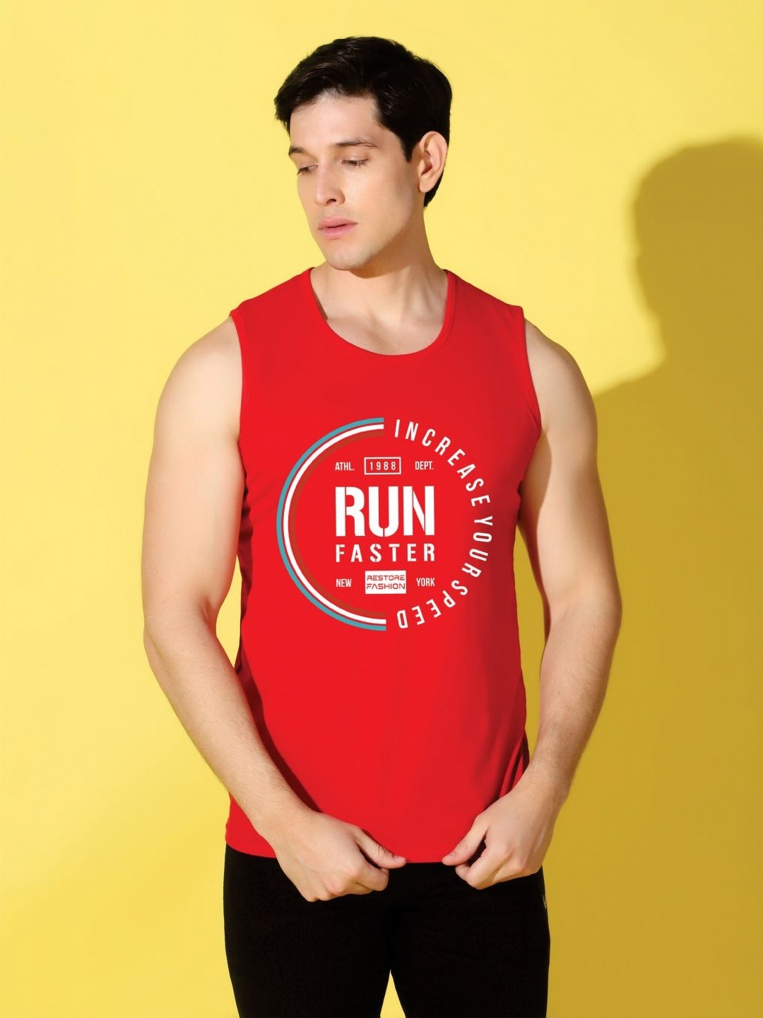 

WOOSTRO Men Typography Printed Raw Edge Slim Fit T-shirt, Red