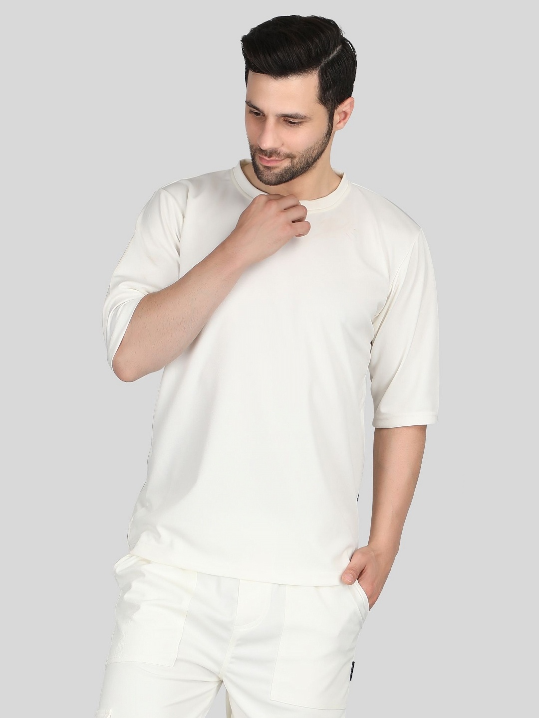 

Raxedo Dry-Fit Relaxed T-shirt, Off white