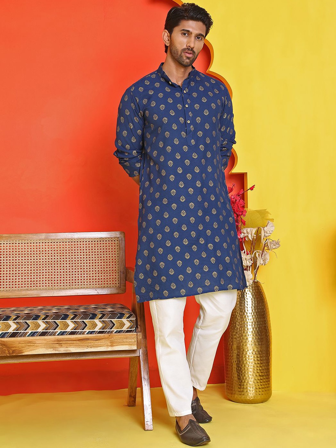 

Anouk Men Ethnic Motifs Printed Regular Kurta with Pyjamas, Navy blue