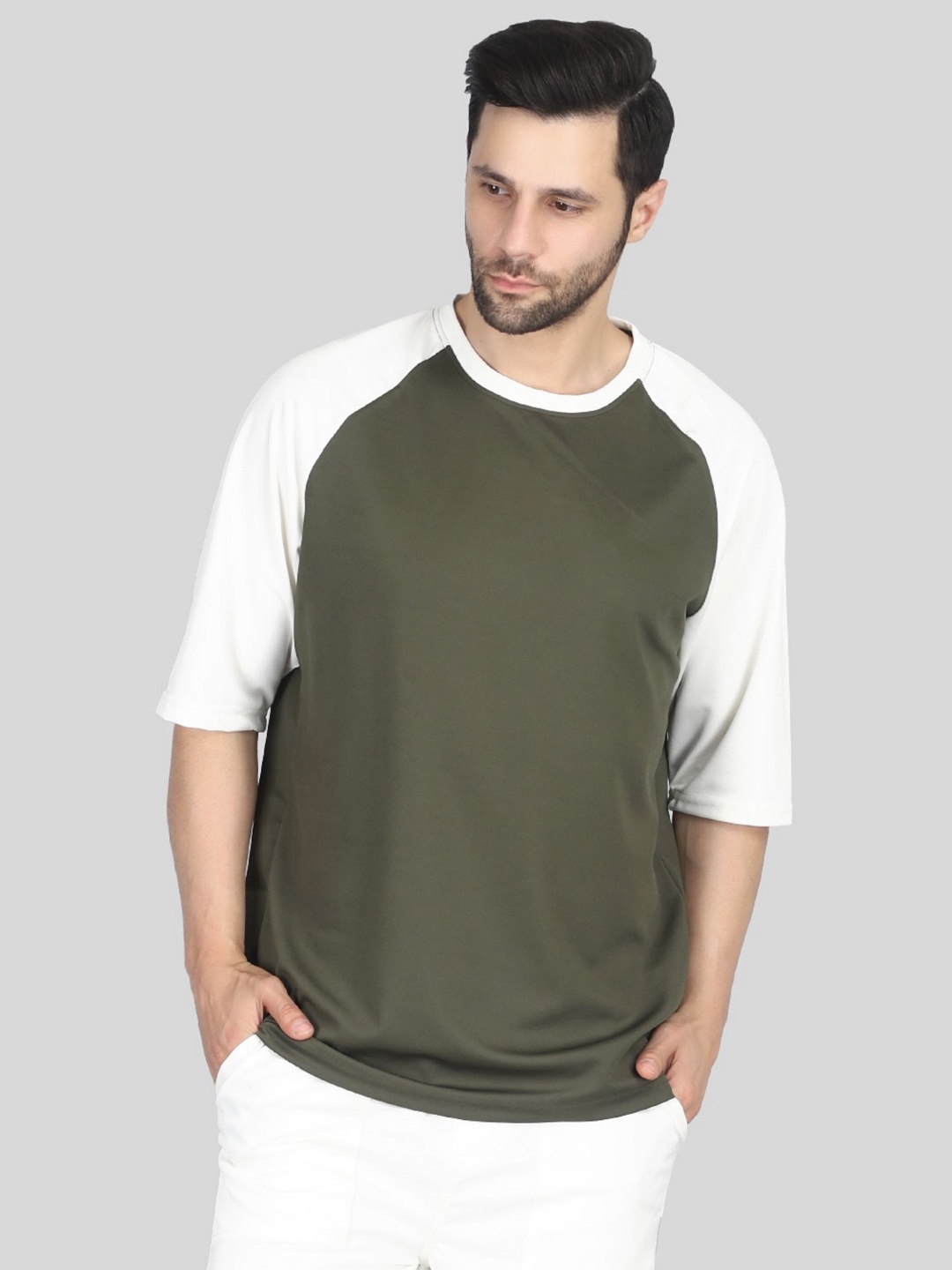 

Raxedo Men Dry-Fit Travel-Ready Raglan T-Shirt, Olive