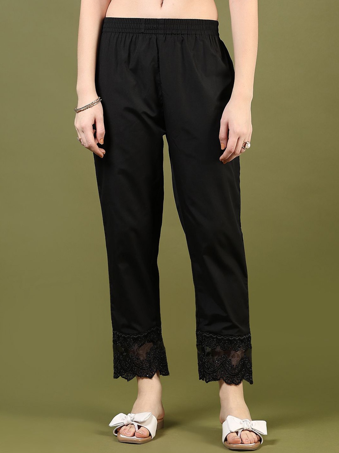 

V-Mart Women Trousers, Black