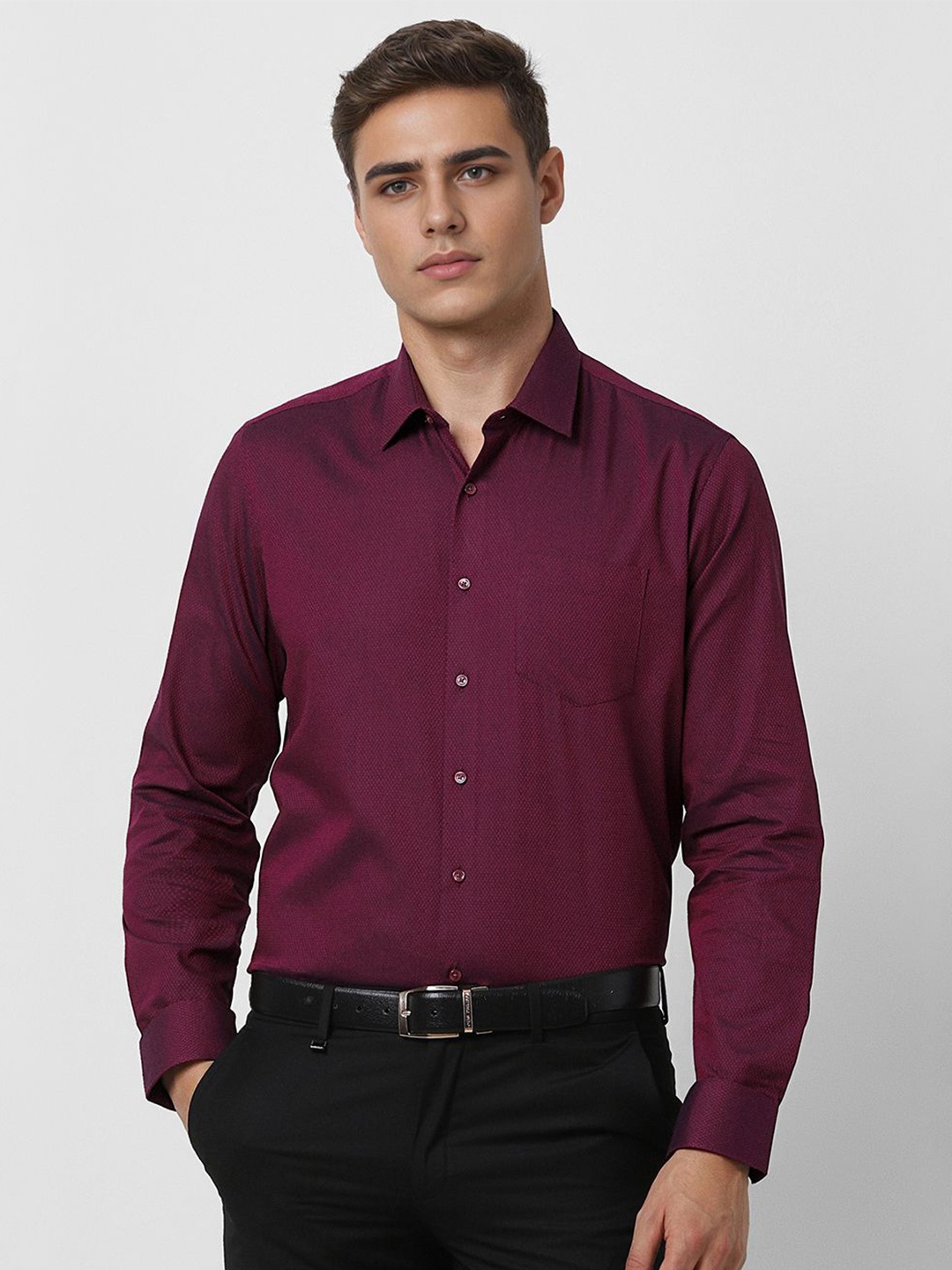 

Van Heusen Men Slim Fit Opaque Party Shirt, Maroon