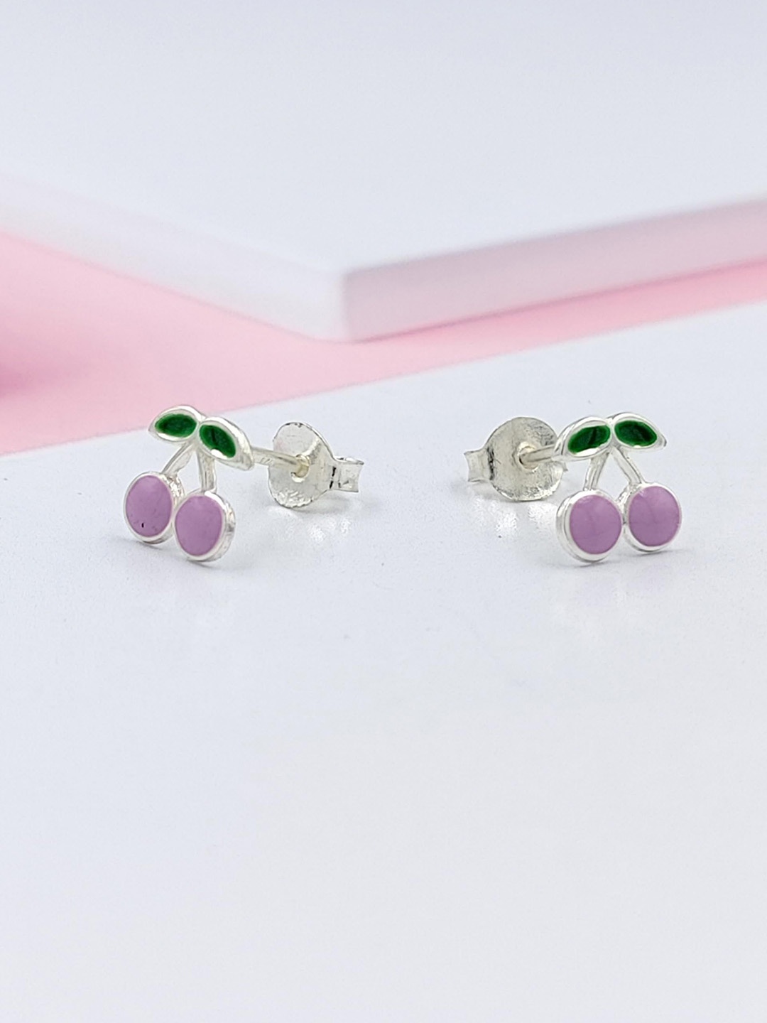 

AMONROO Contemporary Studs Earrings, Purple