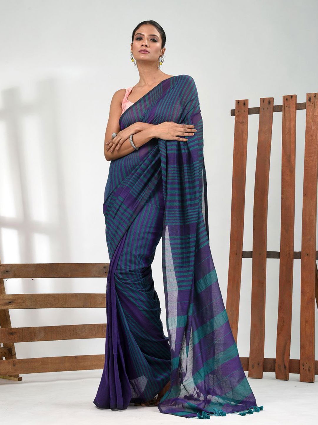 

Charukriti Striped Pure Cotton Saree, Purple