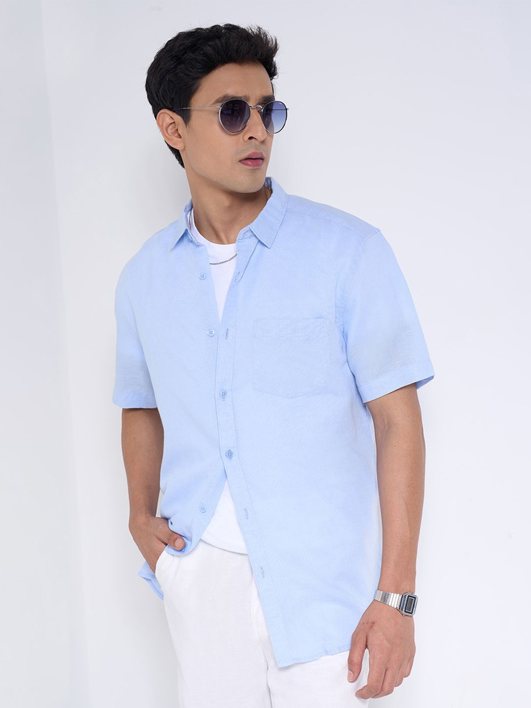 

Peregrine by Pantaloons Men Casual Shirt, Blue