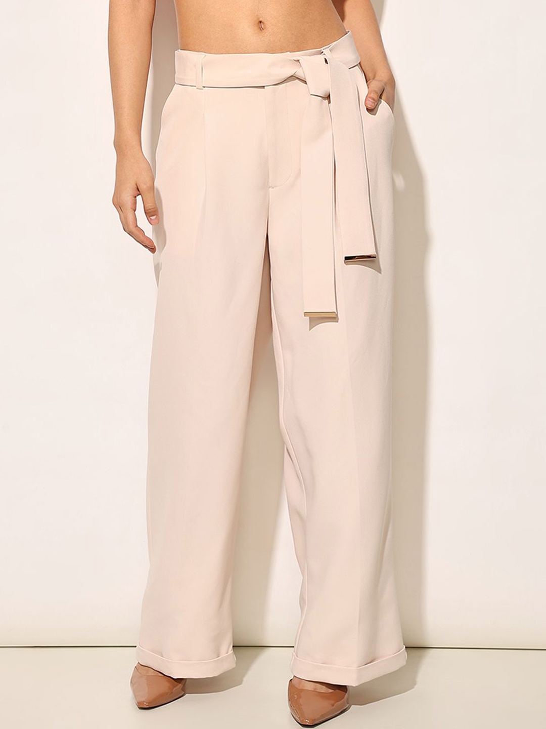 

ONLY Women Straight Fit High-Rise Pleated Trousers, Beige