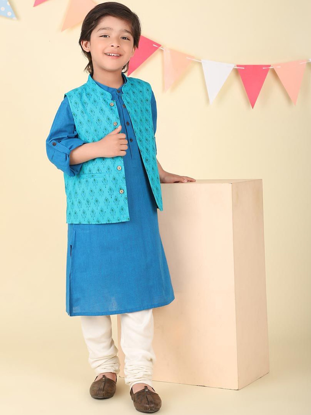 

Fabindia Boys Ethnic Motifs Printed Kurta, Teal