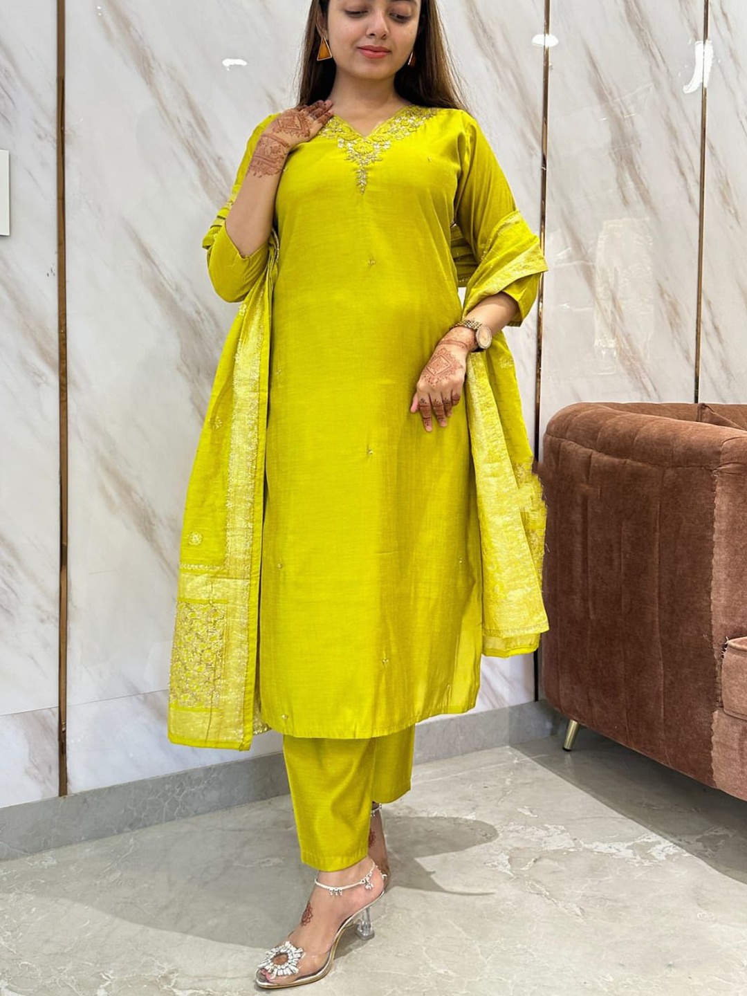 

Moda Rapido Women Floral Embroidered Regular Sequinned Kurta with Trousers & With Dupatta, Green