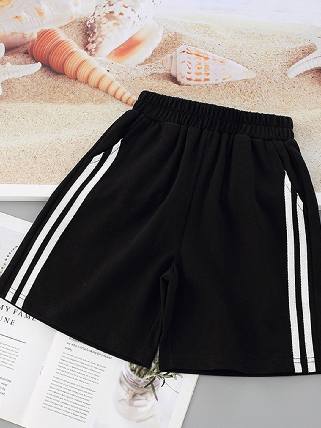 

YK Girls Shorts, Black