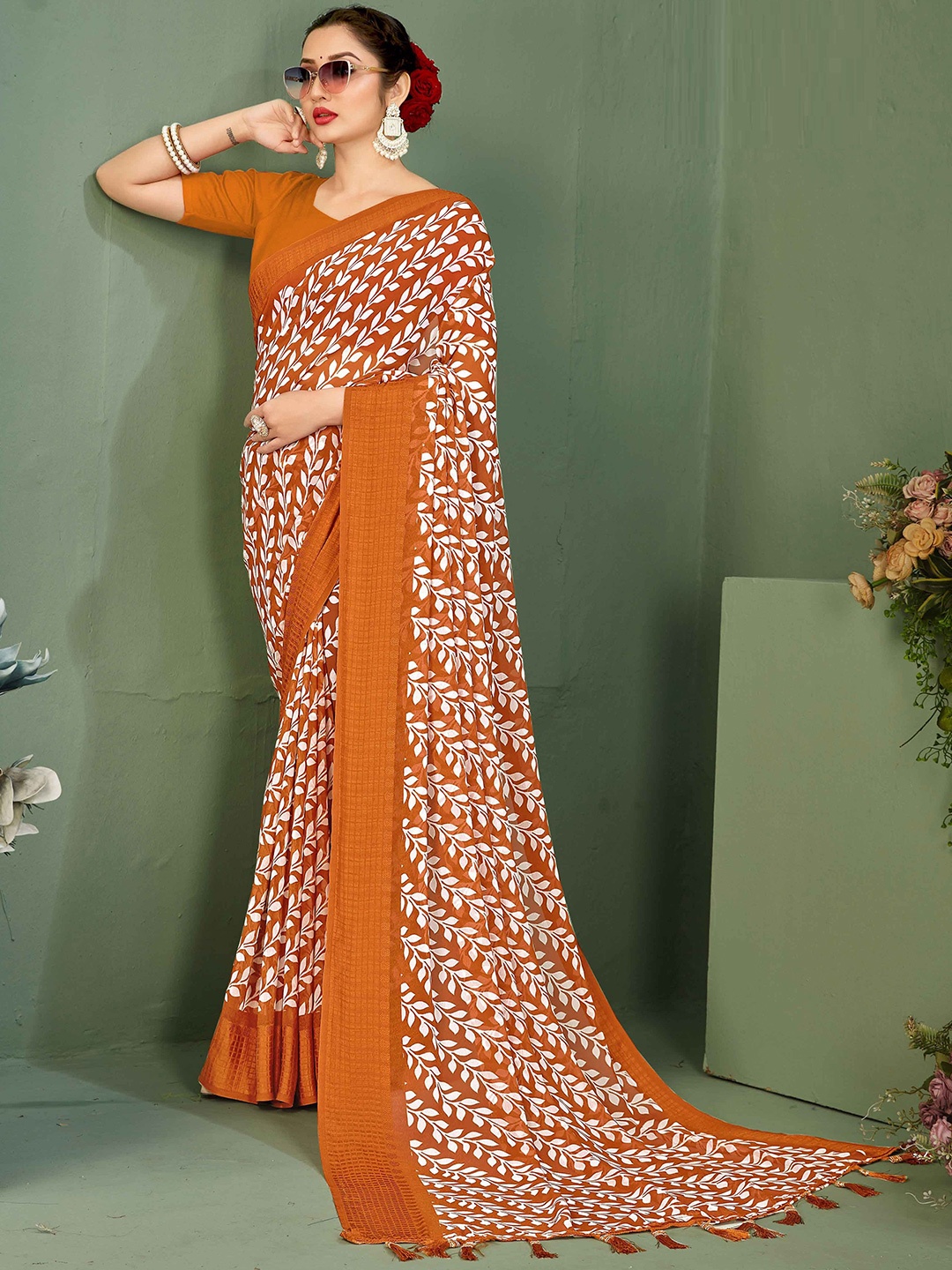 

MAHALASA Ethnic Motifs Pure Georgette Saree, Orange
