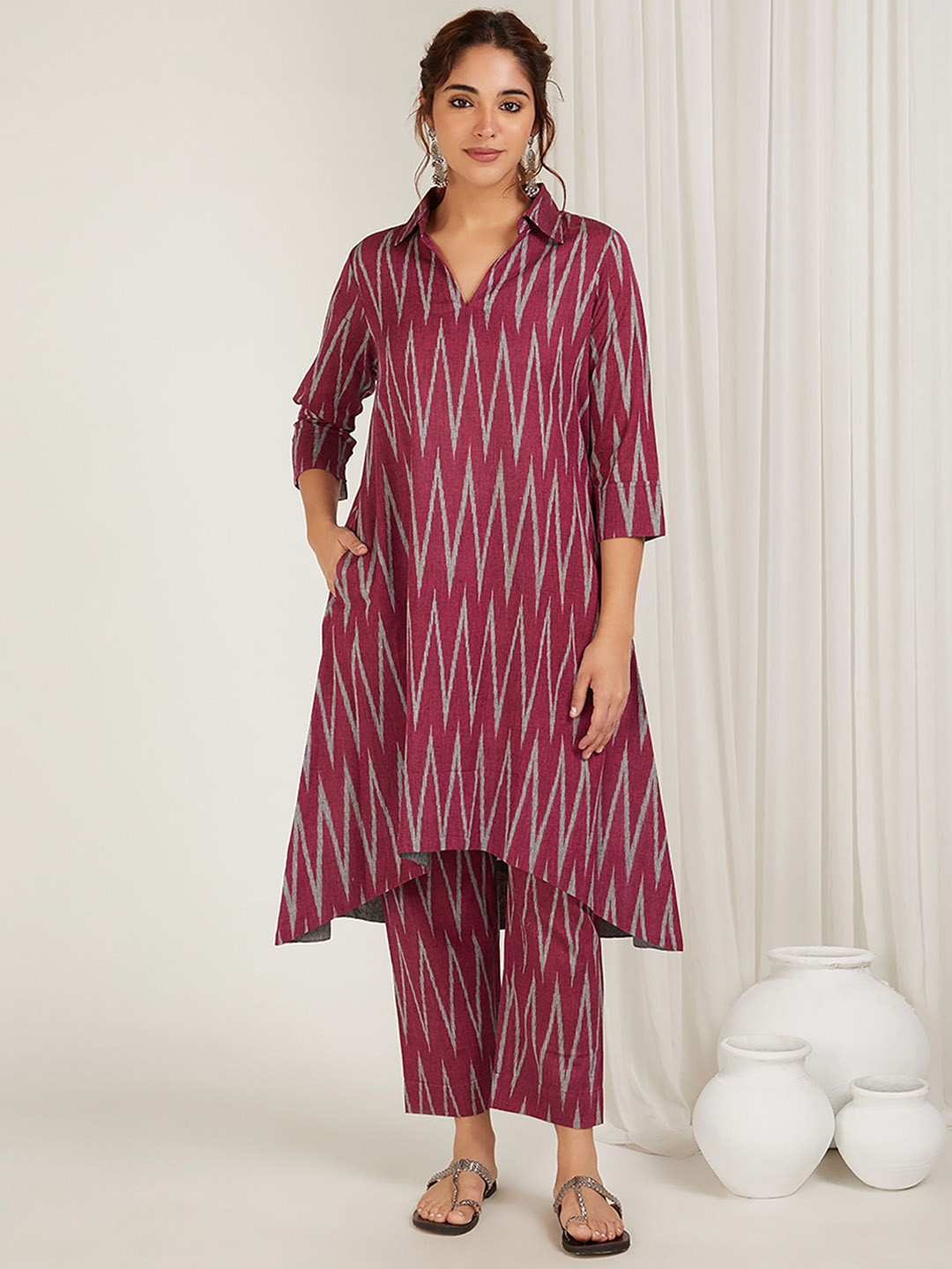 

CYAN Women Printed Regular Pure Cotton Kurta with Trousers, Magenta