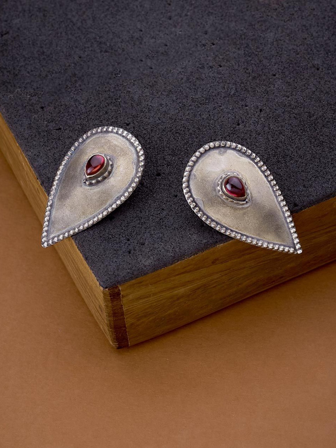 

Fabindia Contemporary Studs Earrings, Silver