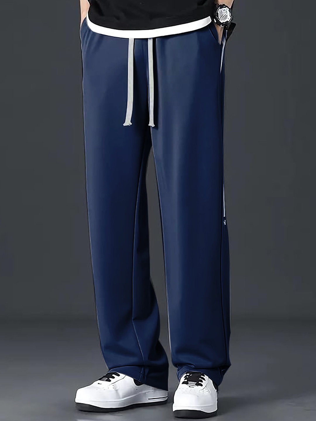 

MACK JONNEY Men Mid-Rise Track Pants, Blue