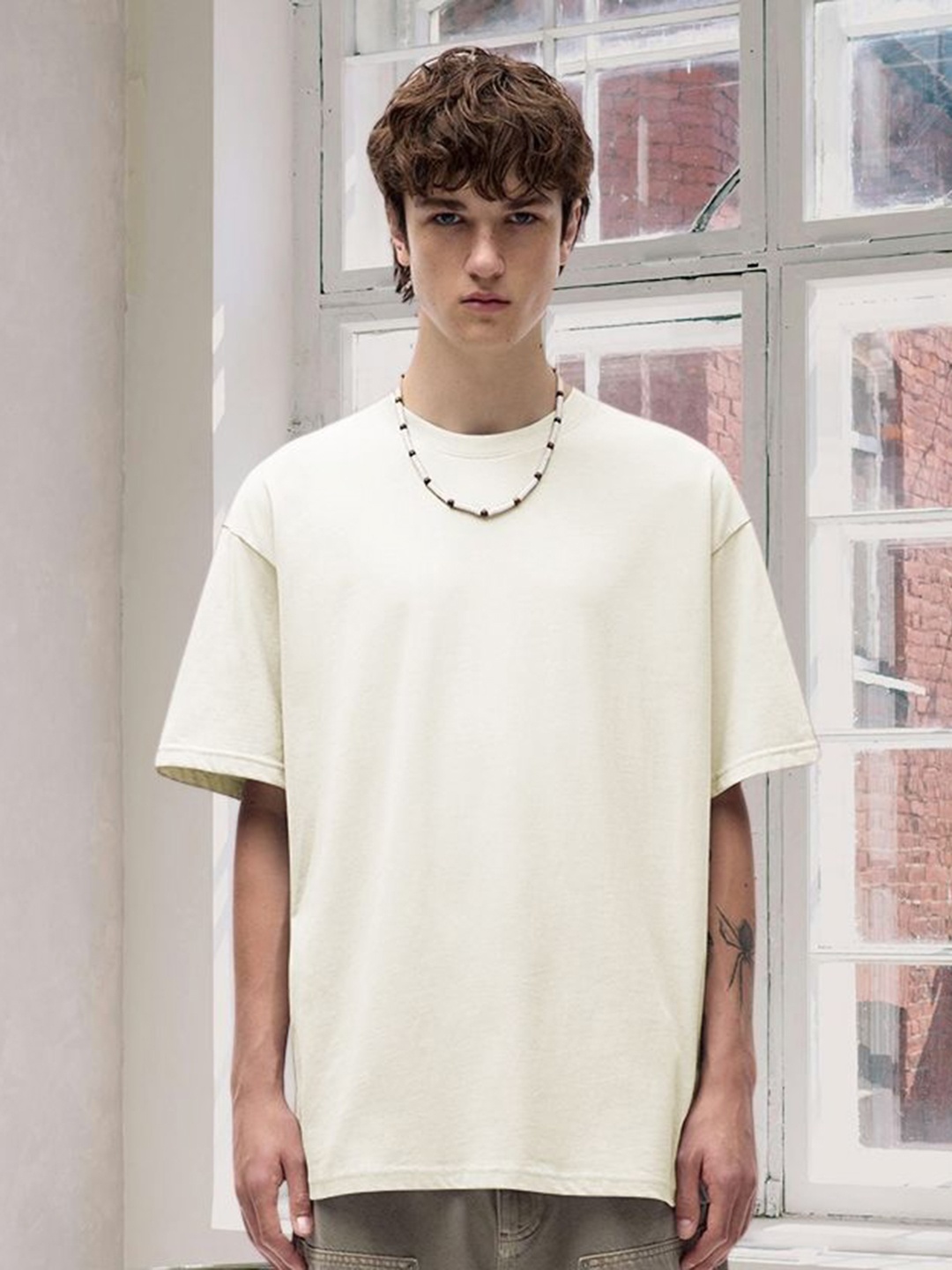 

PRONK Men T-shirt with Mask, Off white