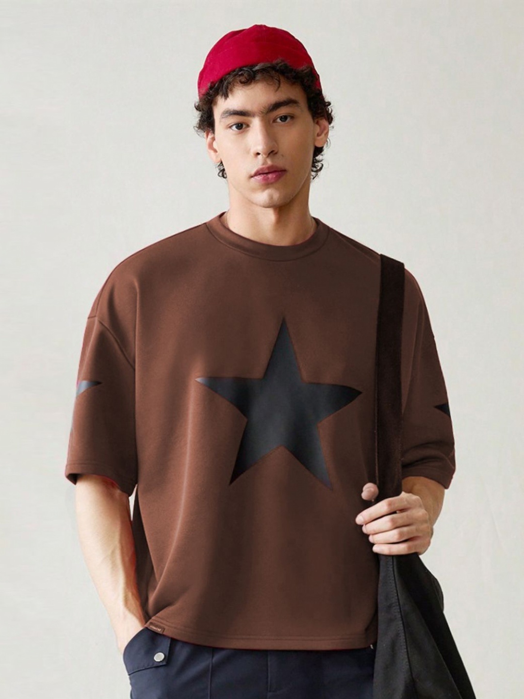

Moda Rapido Men Printed Drop-Shoulder Sleeves Pockets T-shirt, Brown