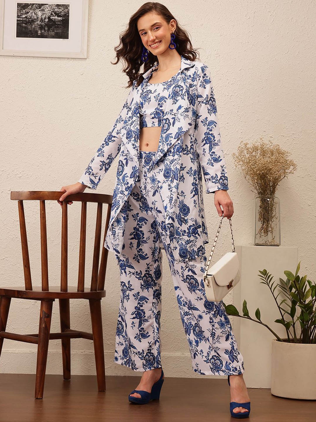

Molly & Michel Printed Top Shrug With Trouser Co-Ords, White
