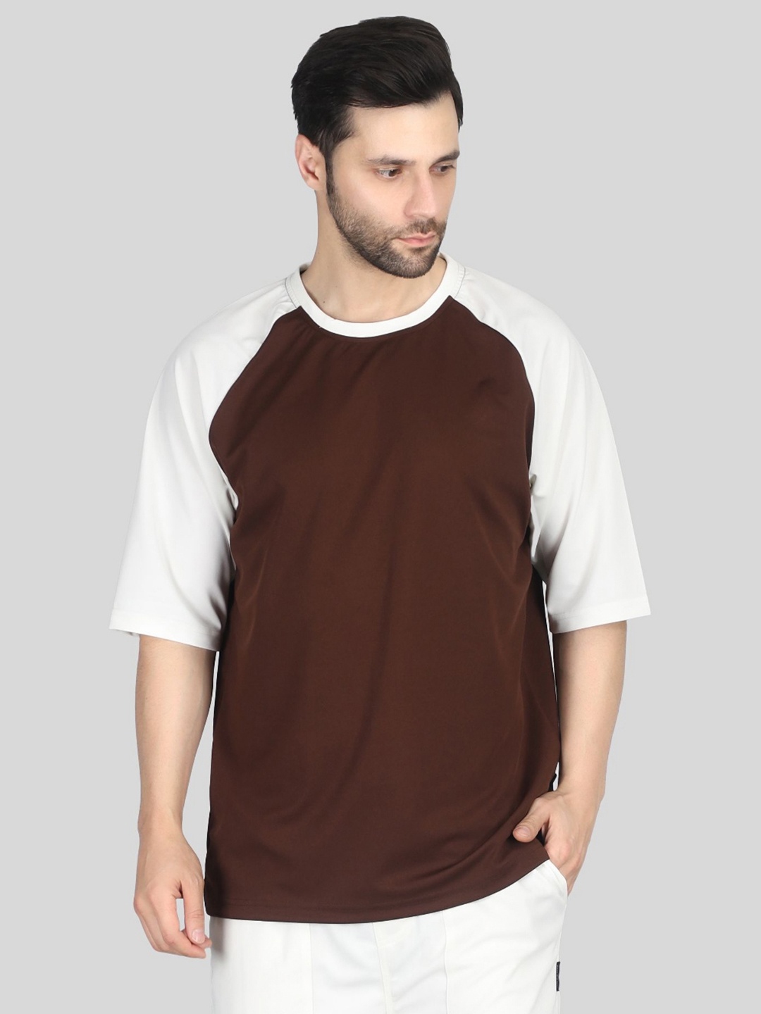 

Raxedo Dry-Fit Travel-Ready Raglan T-Shirt, Old Money T Shirts for Men, Brown