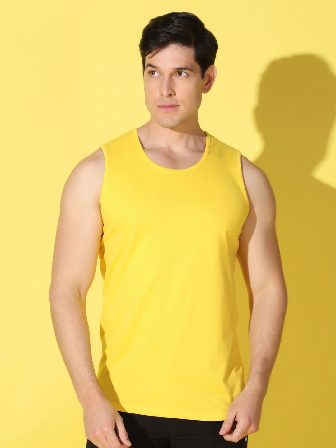 

WOOSTRO Men Slim Fit T-shirt, Yellow