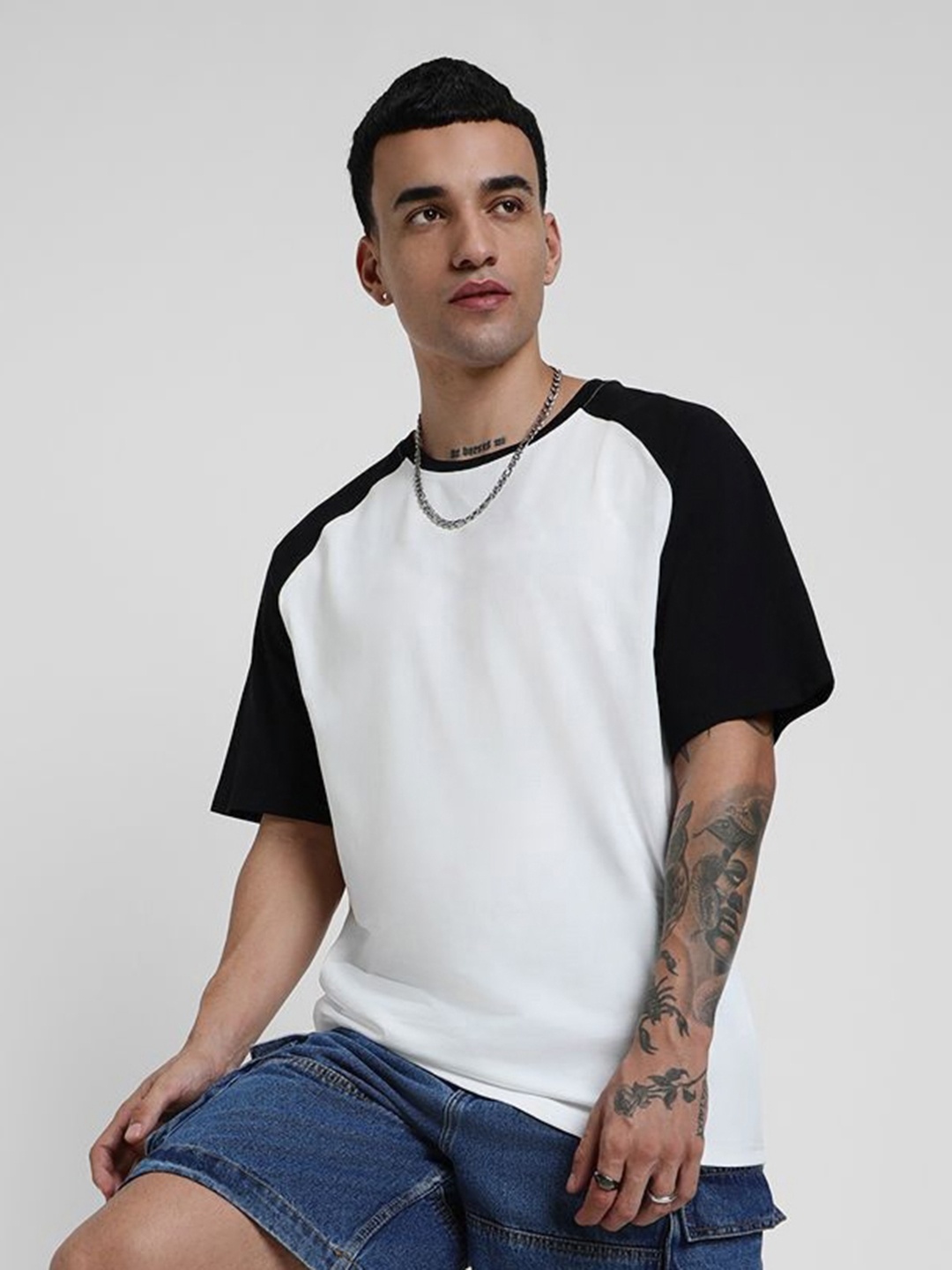 

TOGS & TERRE Men Colourblocked Organic Cotton T-shirt, Multi