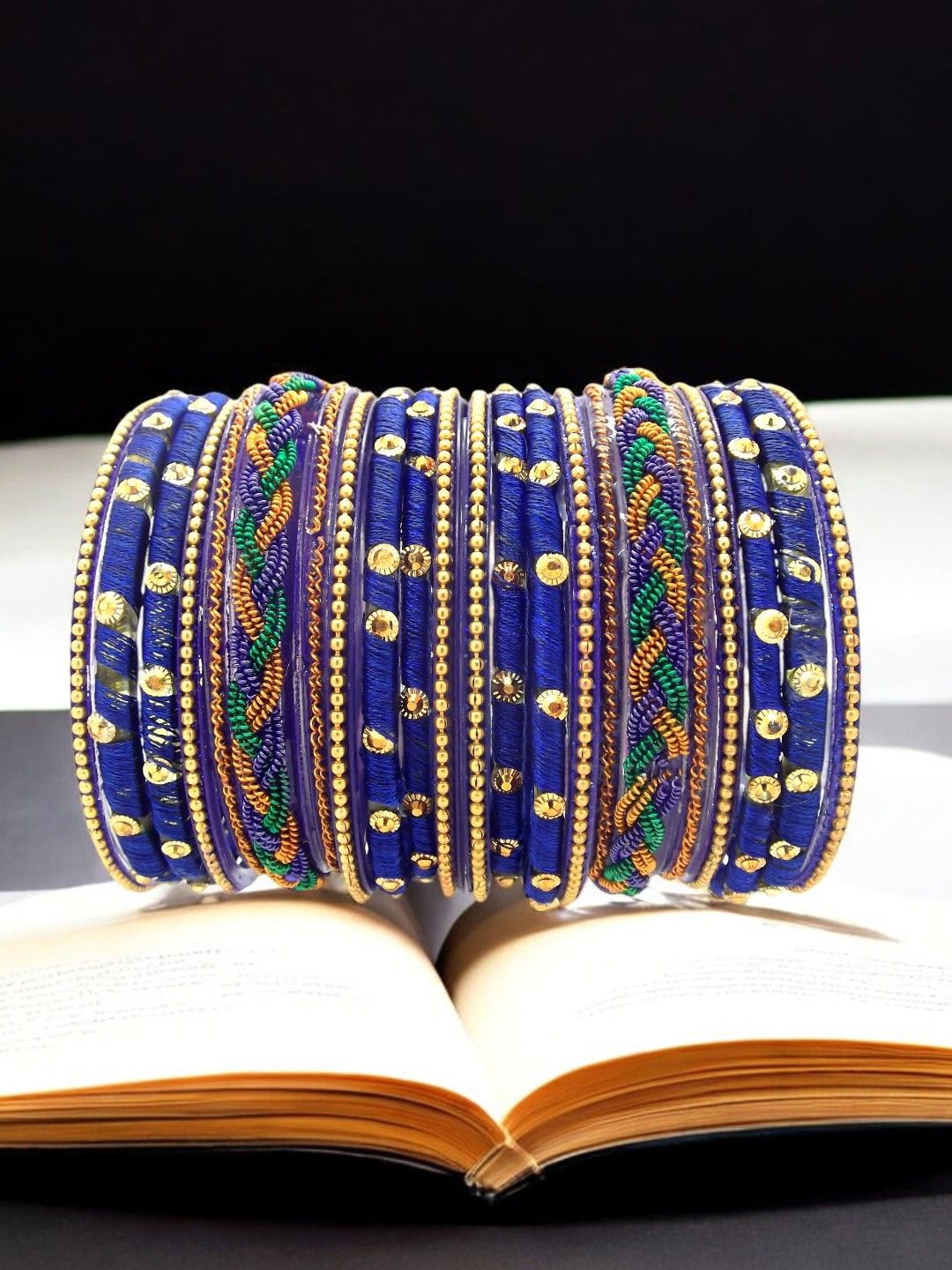 

FEMMIBELLA Set Of 18 Stone-Studded Chuda Bangles, Blue
