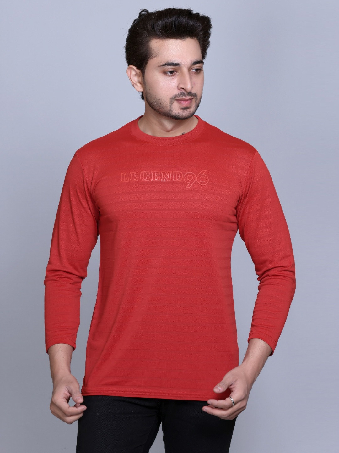 

Yoorix Men T-shirt, Red